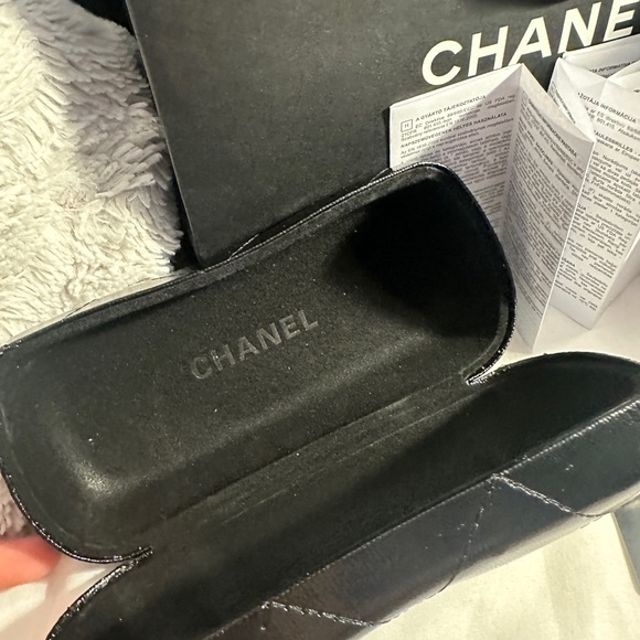 Chanel Square Sunglasses full inclusion - Picture 7 of 8